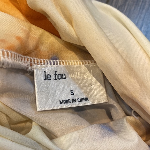 Aritzia la fou Wilfred tie dye turtle neck - Picture 3 of 4